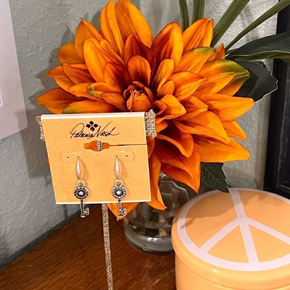 NWT Patricia Nash Silver Key Charm Drop Earrings #PNER